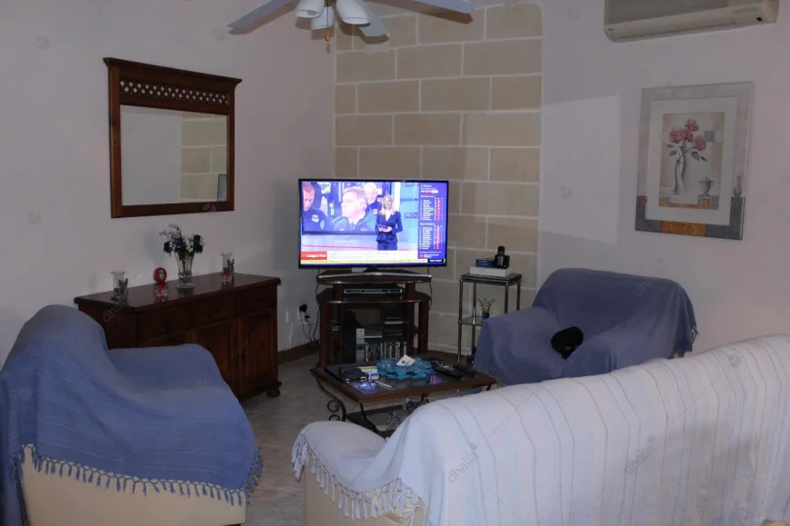 2nd Floor maisonette Santa Venera P000206472