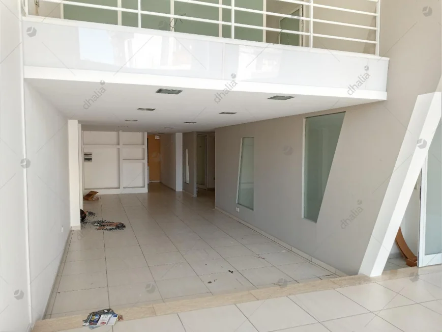 Showroom Naxxar P000222561
