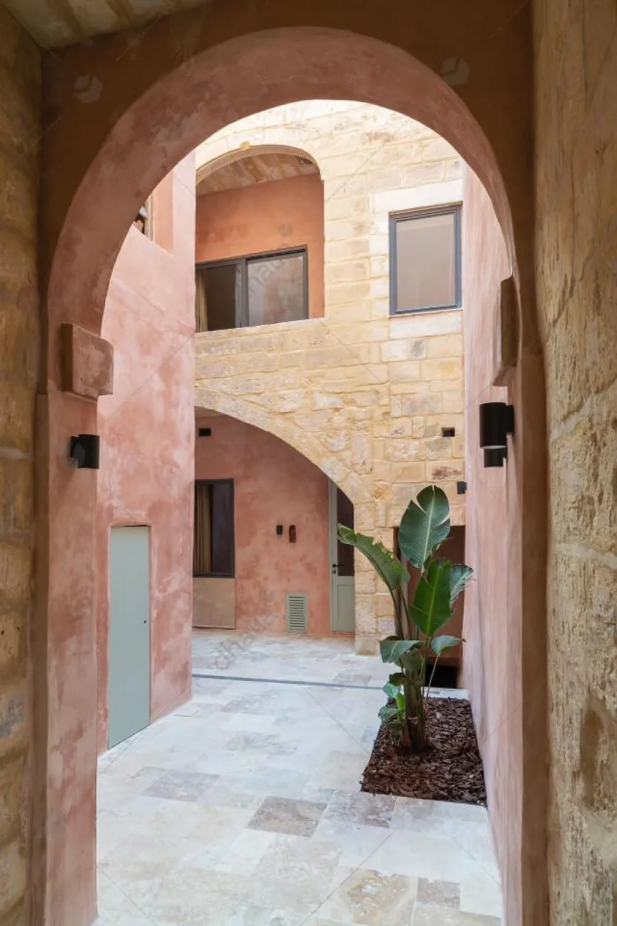 House of Character Senglea P000236657