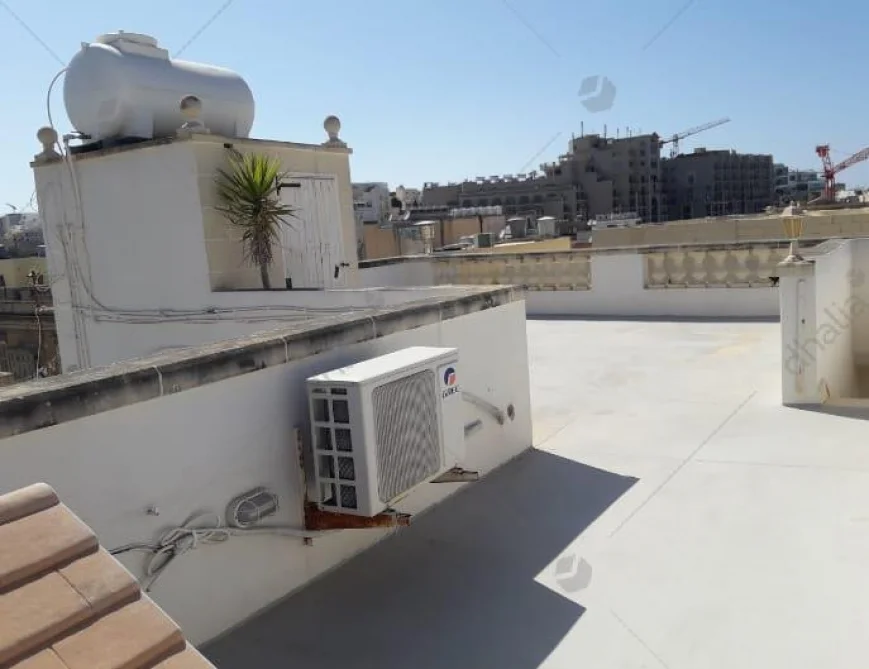 1st Flr Mais (2flrs) Sliema P000238212
