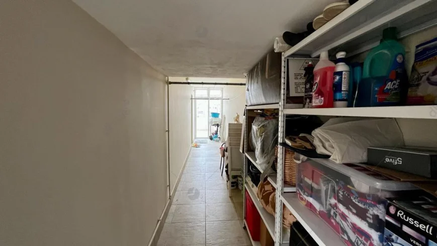 Flats Fgura P000239252