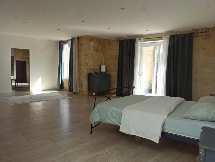 House of Character Qormi P000240229