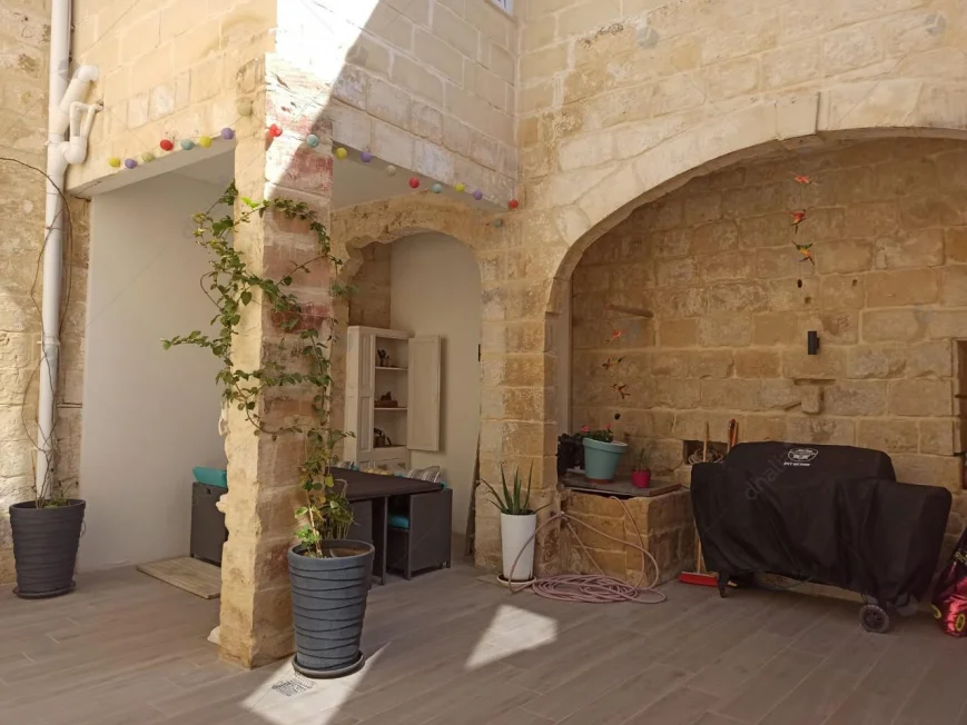 House of Character Qormi P000240229