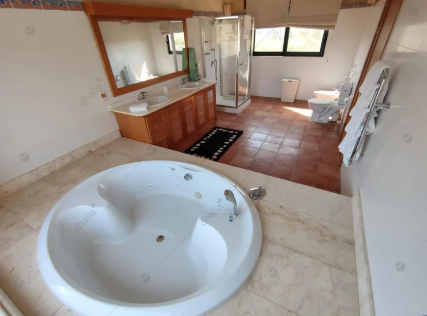 Detached Villa Gozo L-Ghasri P000242969